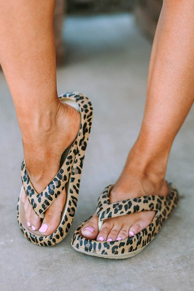 Leopard Print Thick Sole Flip Flops - Ebony's Shopping